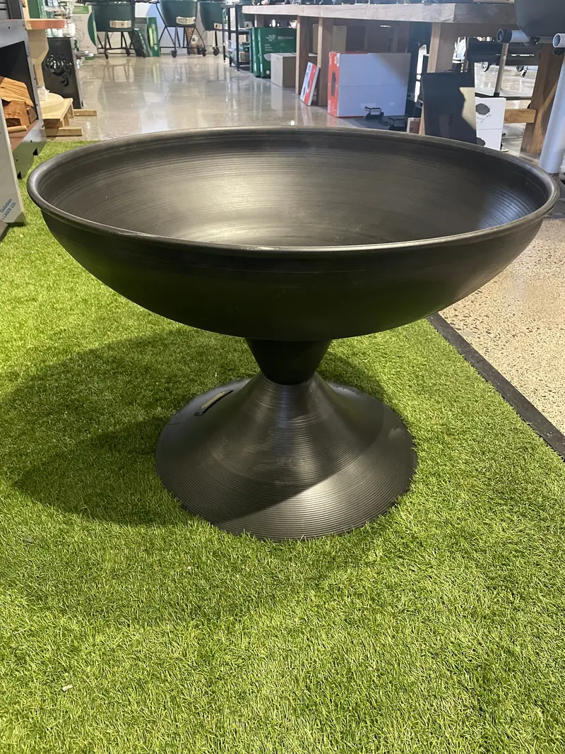 70Cm Wine Glass–Style Firepit With Elegant Curved Design 1