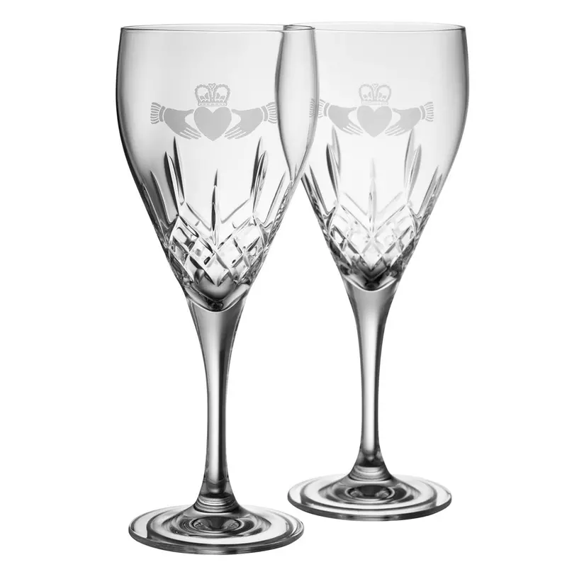 Claddagh Red Wine Glasses – Pair – Galway Crystal 1
