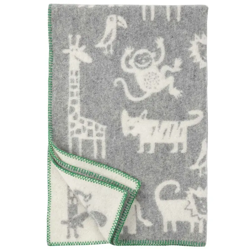 Jungle-Themed Kids Wool Blanket – Vibrant & Cozy 1